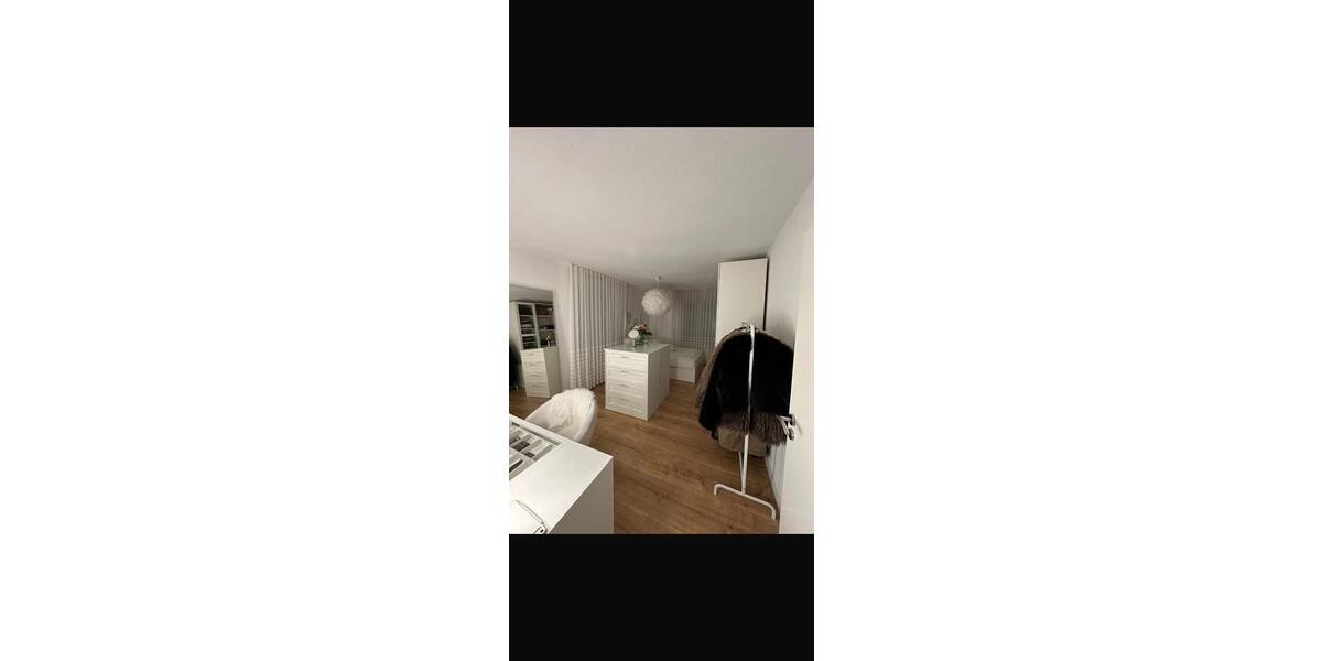 Etagenwohnung Esslingen am Neckar Brühl - 4 Zimmer, 104 m&sup2;, 385.000&euro; | Angebot:26876967