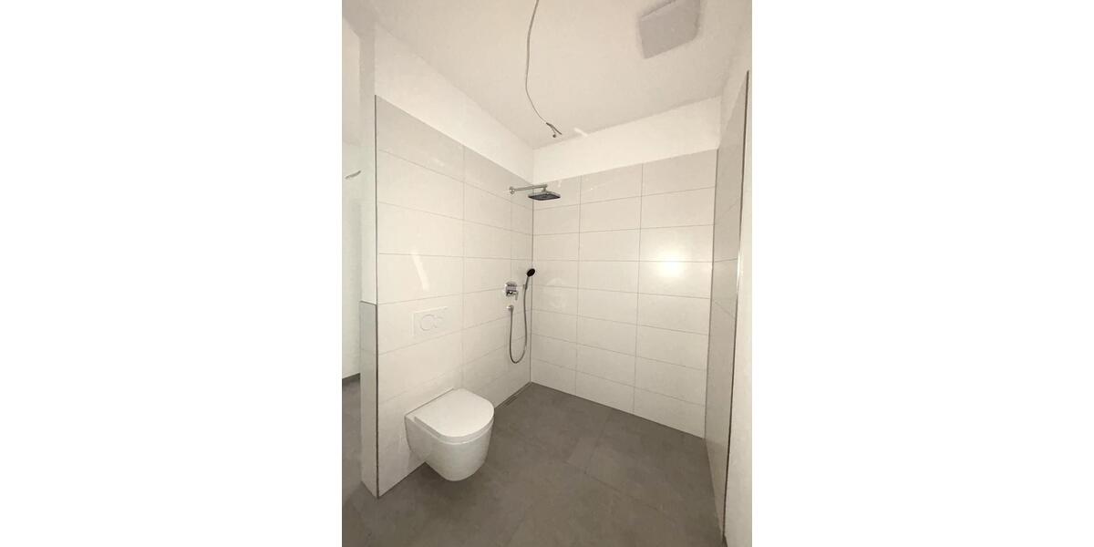 Erdgeschoßwohnung Sindelfingen - 2 Zimmer, 89 m&sup2;, 1.280&euro; | Angebot:25854092