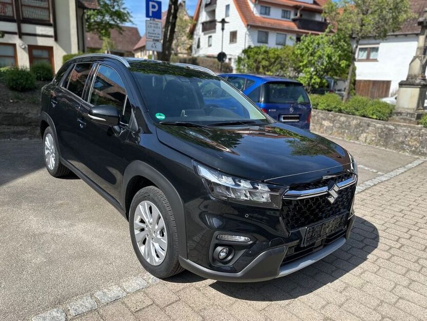 (SX4) S-Cross
