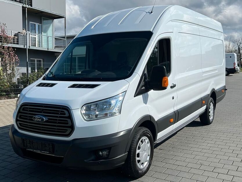 Ford Transit 142.000 km 20.980 € Holzgerlingen 71088