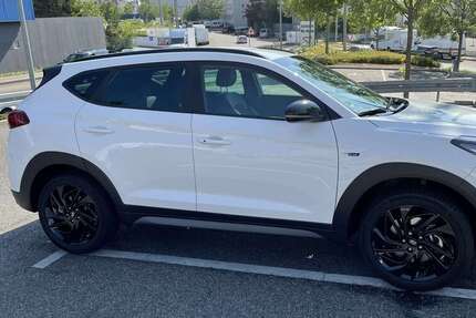 Hyundai TUCSON 44.500 km 21.900 € Stuttgart 70190