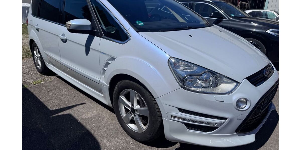 Ford S-Max 125.500 km 10.899 &euro; Reutlingen 72766