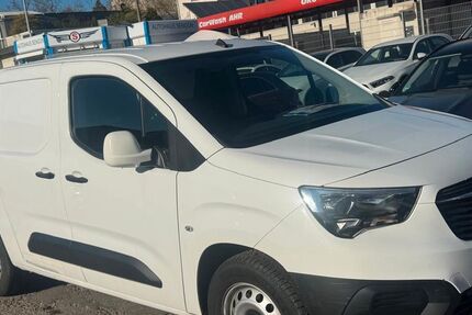 Opel Combo 99.000 km 9.800 &euro; Sindelfingen 71065