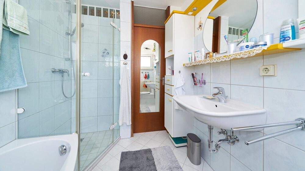 Reihenmittelhaus Freiberg am Neckar / Beihingen Beihingen - 5 Zimmer, 115 m&sup2;, 529.000&euro; | Angebot:25940111