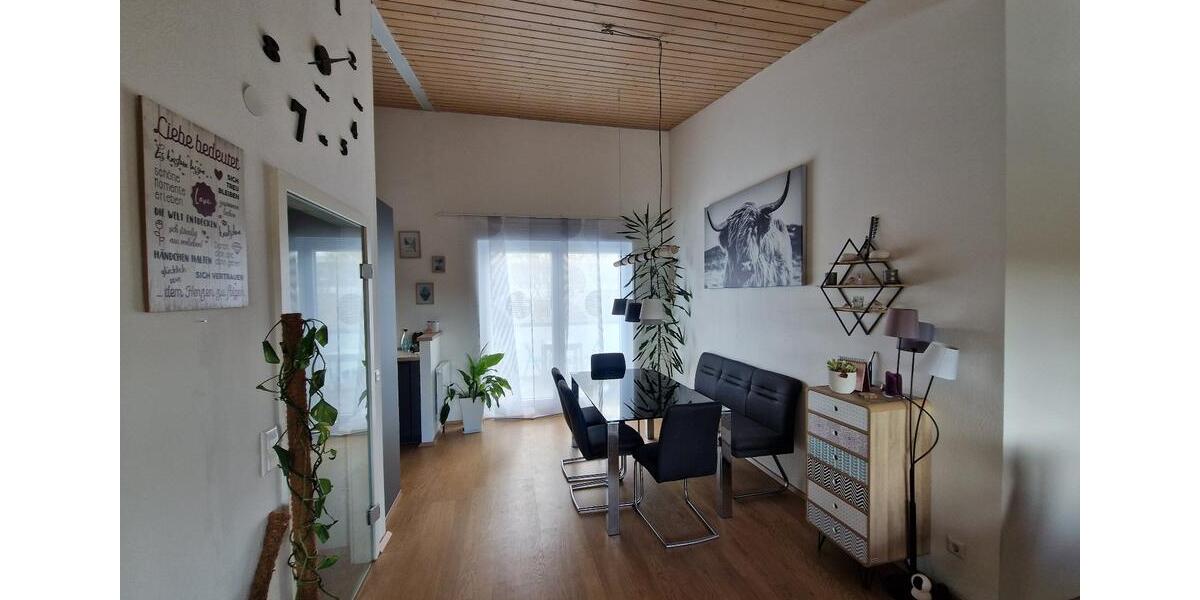 Dachgeschoßwohnung Kornwestheim - 5.5 Zimmer, 105 m&sup2;, 1.565&euro; | Angebot:25903883