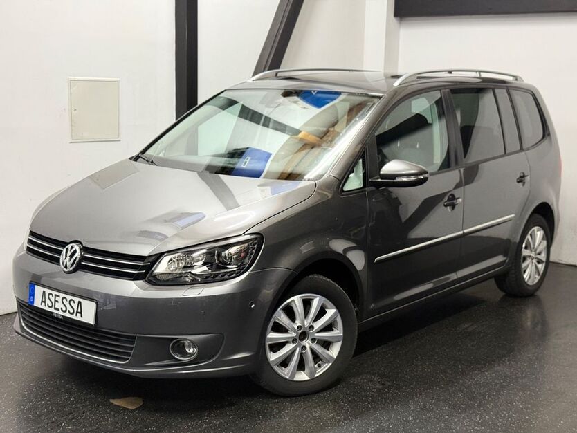 VW Touran 149.200 km 13.599 € Illingen 75428
