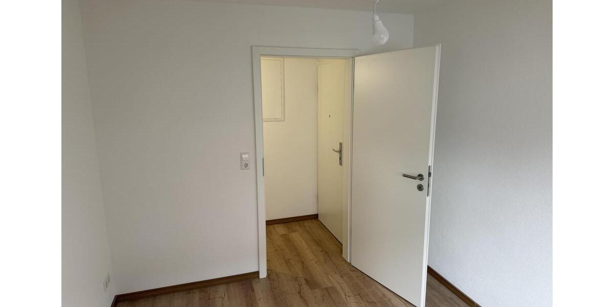 Erdgeschoßwohnung Ludwigsburg Eglosheim - 3 Zimmer, 68 m&sup2;, 1.200&euro; | Angebot:24731373