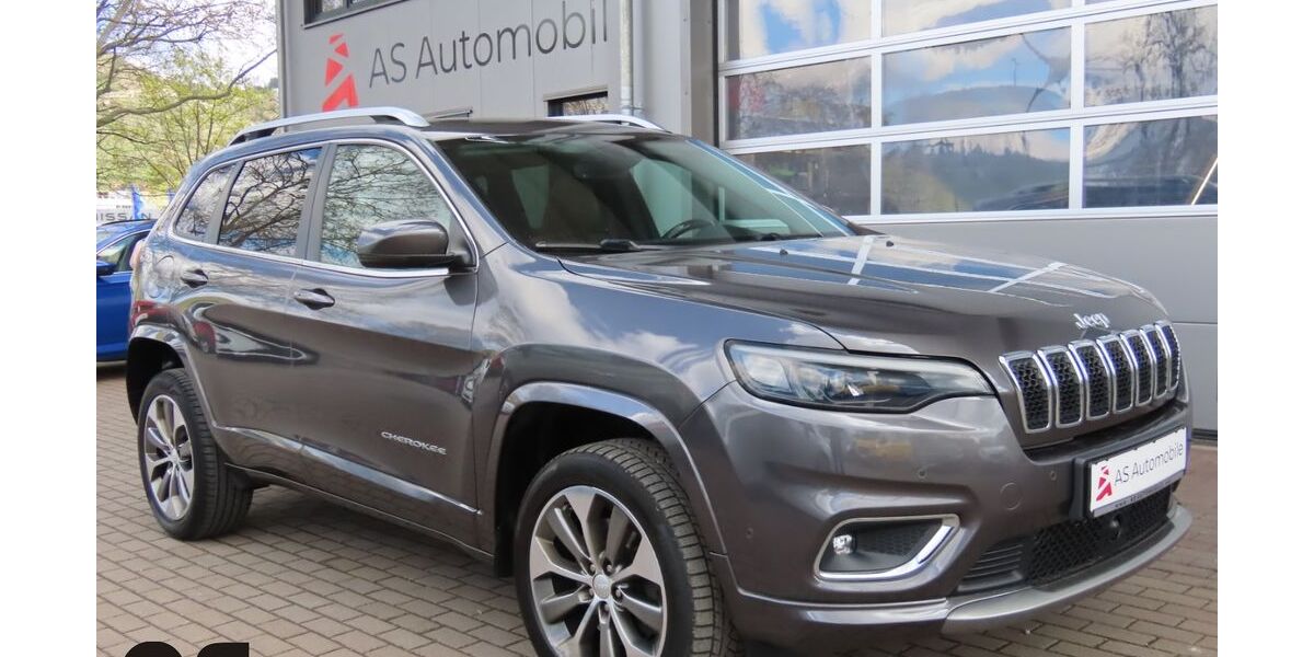 Jeep Cherokee 101.000 km 16.790 &euro; Stuttgart 70329