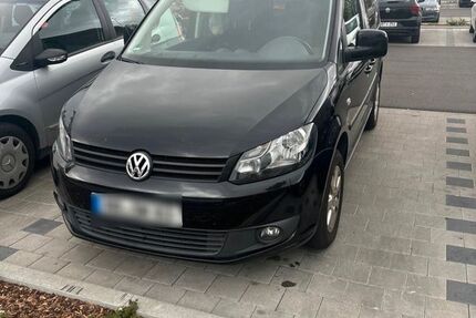 VW Caddy 148.000 km 10.900 &euro; Böblingen 71034
