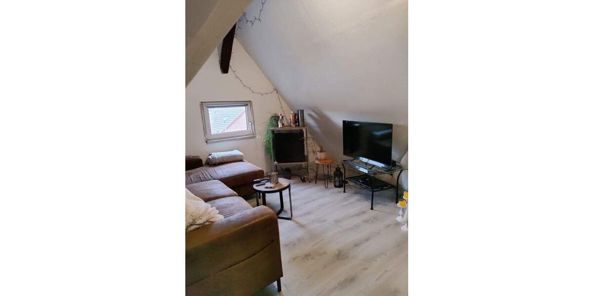 Einfamilienhaus Esslingen am Neckar (Oberesslingen) Oberesslingen - 8 Zimmer, 183 m&sup2;, 649.000&euro; | Angebot:24462303