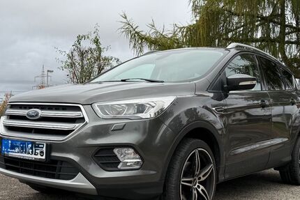 Ford Kuga 86.000 km 12.699 € Herrenberg 71083