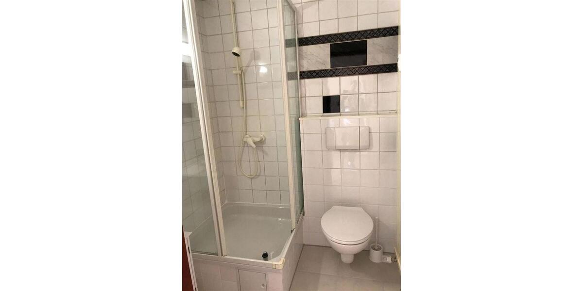 Etagenwohnung Tübingen Schönblick / Winkelwiese - 2 Zimmer, 97 m&sup2;, 810&euro; | Angebot:24736819