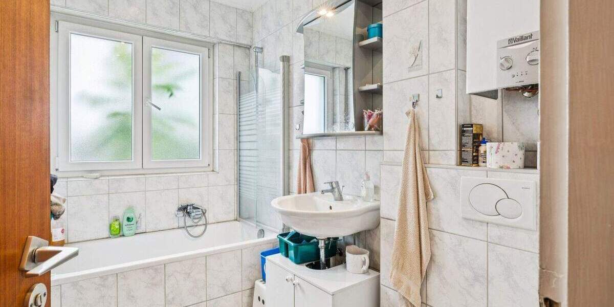 Etagenwohnung Ludwigsburg / Oßweil Oßweil - 2 Zimmer, 52 m&sup2;, 184.000&euro; | Angebot:25746173