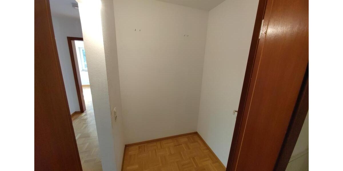 Erdgeschoßwohnung Reutlingen - 3 Zimmer, 81 m&sup2;, 308.000&euro; | Angebot:27593557