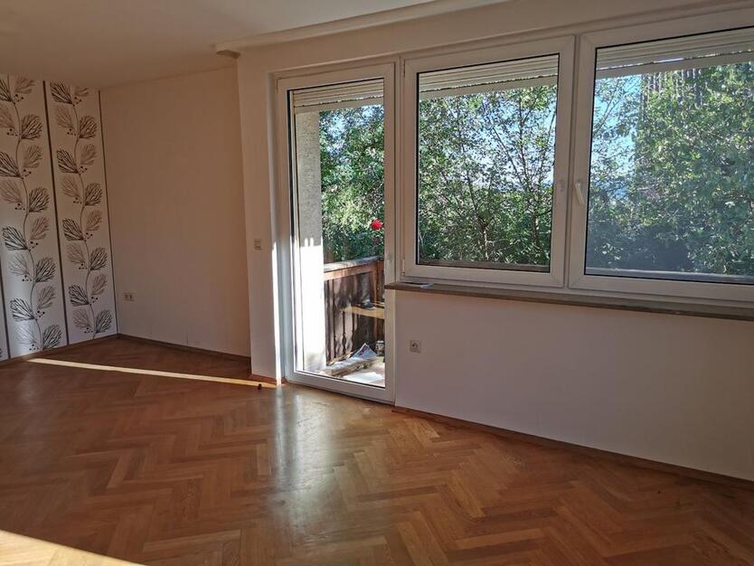 Zu Mieten: 3-Zimmer-Wohnung in Esslingen befristet auf 2,5 Jahre zimmer