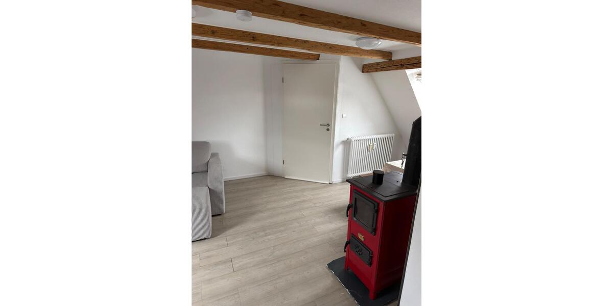 Dachgeschoßwohnung Reutlingen Sondelfingen - 2 Zimmer, 50 m&sup2;, 750&euro; | Angebot:27589481
