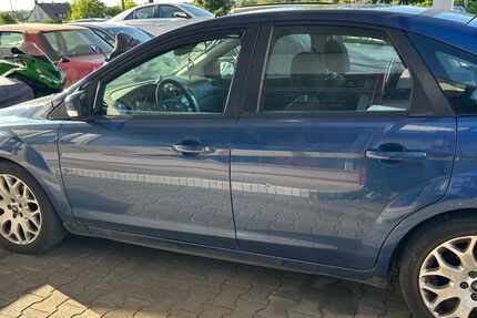 Ford Focus 220.000 km 2.200 &euro; Fellbach 70734
