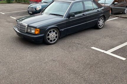 Mercedes-Benz 190 270.000 km 8.900 &euro; Stuttgart 70327