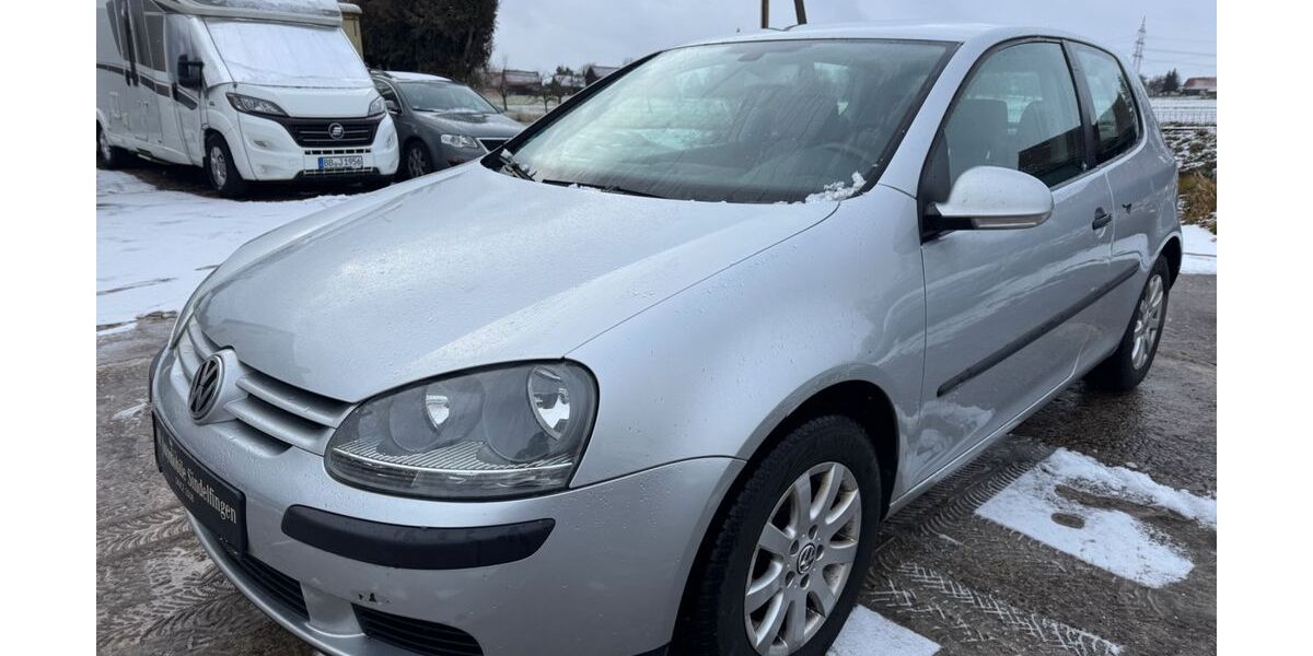 VW Golf 131.000 km 2.250 &euro; Sindelfingen/Stuttgart 71069