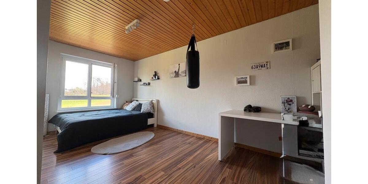 Reihenhaus Neuhausen auf den Fildern - 5 Zimmer, 170 m&sup2;, 649.000&euro; | Angebot:25935159