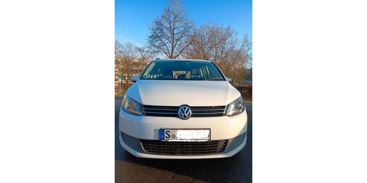 VW Touran 195.000 km 5.700 &euro; Stuttgart 70437