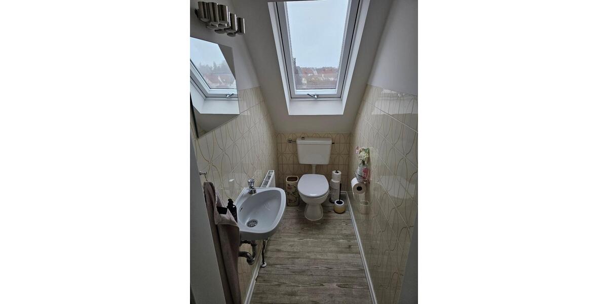 Maisonettenwohnung Ludwigsburg Oßweil - 5 Zimmer, 168 m&sup2;, 1.900&euro; | Angebot:26164663