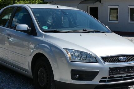 Ford Focus 194.236 km 990 € ALTENSTEIG 72213