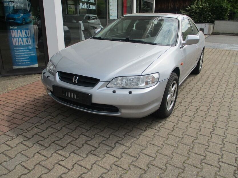 Honda Accord 122.267 km 3.900 € Stuttgart 70599
