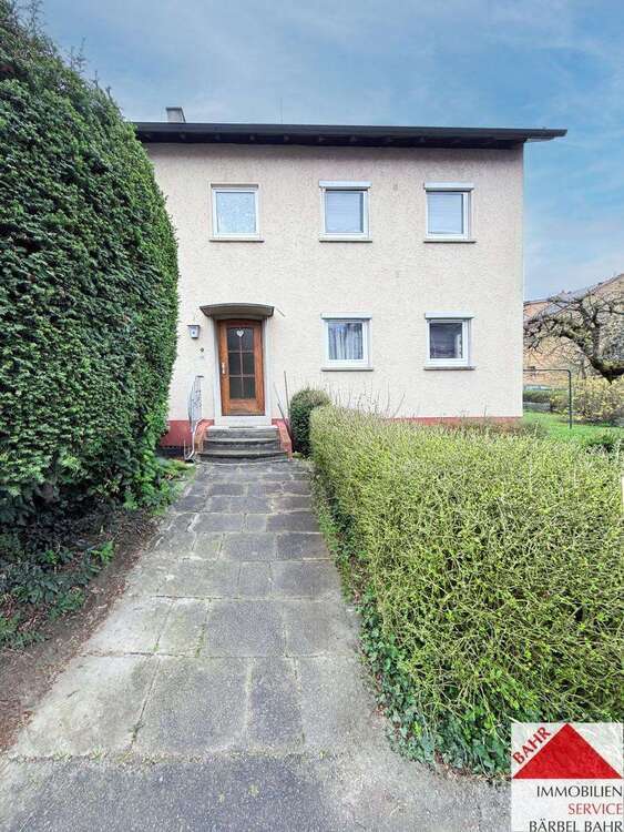 Haus zum Kaufen in Stuttgart 540.000 € 132 m²