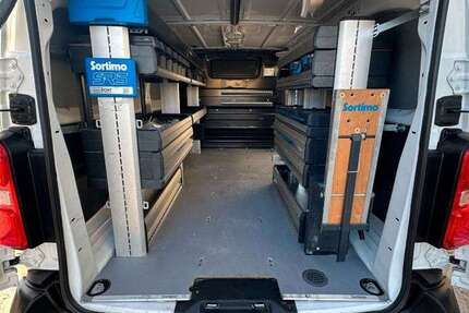 Opel Vivaro 51.951 km 18.900 &euro; Sindelfingen 71065