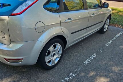 Ford Focus 76.000 km 3.400 &euro; Böblingen 71034