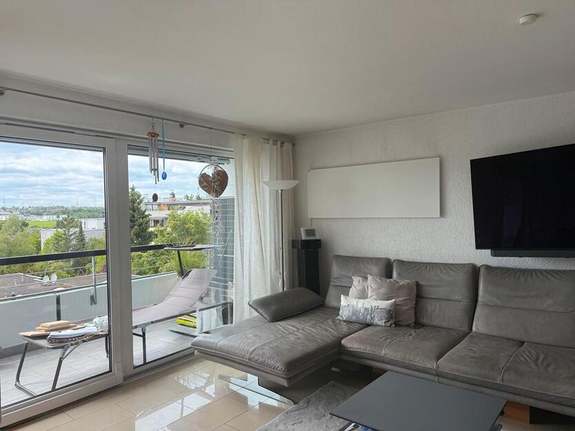 Großzügige Mietwohnung 3,5 Maisonette 95m mit Weitblick zimmer