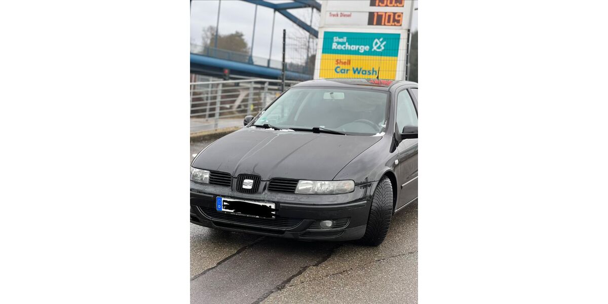 Seat Leon 178.500 km 1.200 &euro; Neubulach 75387