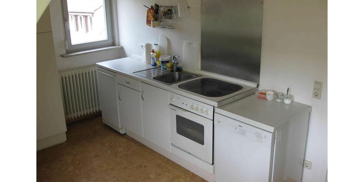 Dachgeschoßwohnung Reutlingen Reutlingen (Kernstadt) - 2 Zimmer, 55 m&sup2;, 700&euro; | Angebot:24652640