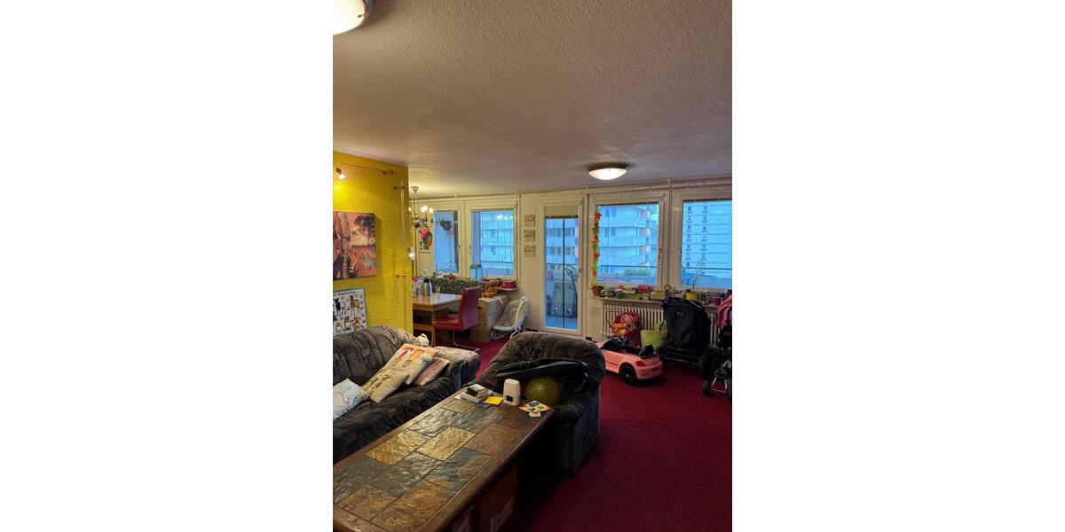 4,5-Zimmer Penthouse-Wohnung im 10. OG mit Aufzug in Sindelfingen 4.5 zimmer