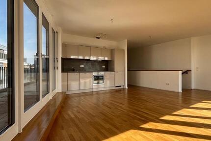 Wohnung Stuttgart - 4 Zimmer, 135 m&sup2;, 1.973&euro; | Angebot:26068595