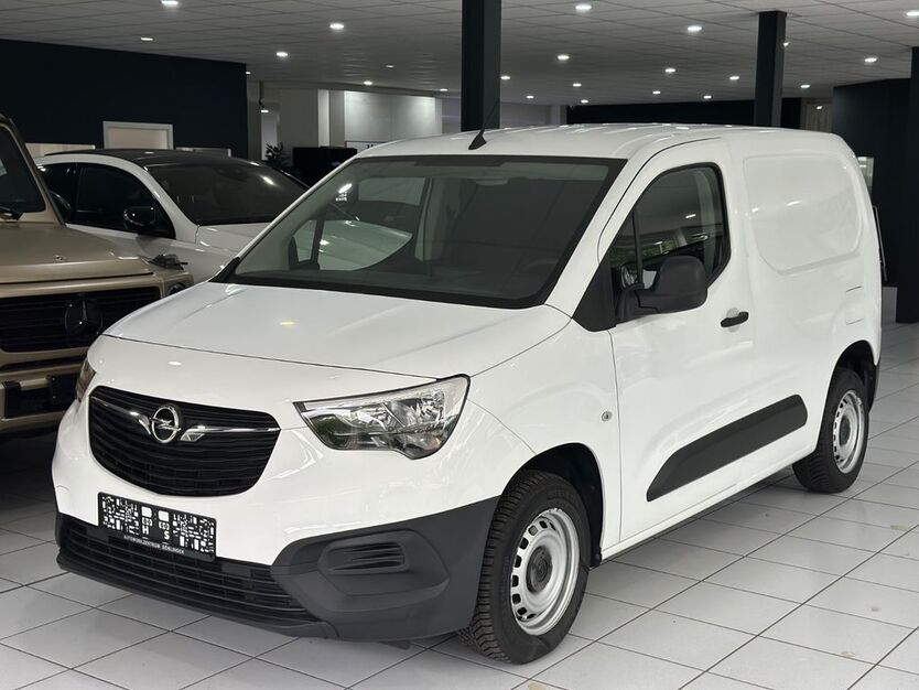 Opel Combo 19.000 km 11.990 € Weil im Schönbuch 71093
