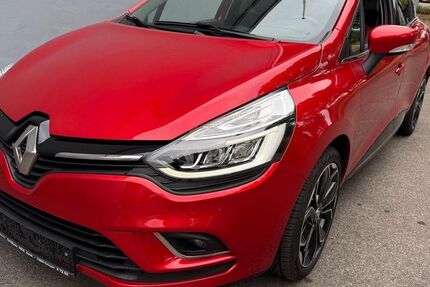 Renault Clio 70.200 km 8.900 &euro; Reutlingen 72766