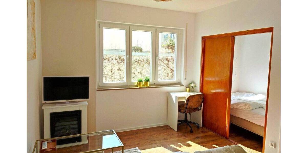 Etagenwohnung Stuttgart Mitte - 2 Zimmer, 37 m&sup2;, 1.250&euro; | Angebot:26819304