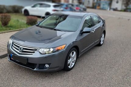 Honda Accord 222.000 km 6.300 &euro; Pforzheim 75172