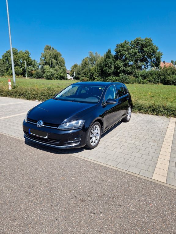 VW Golf 120.000 km 9.900 € Aichtal 72631