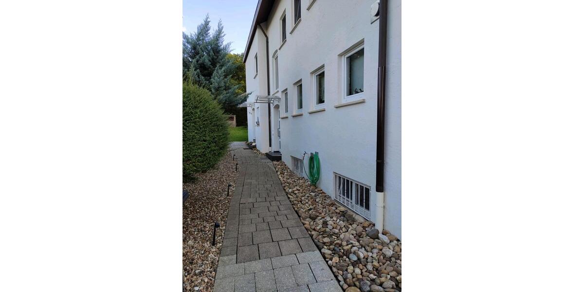Etagenwohnung Remseck am Neckar - 3.5 Zimmer, 83 m&sup2;, 350.000&euro; | Angebot:24816043