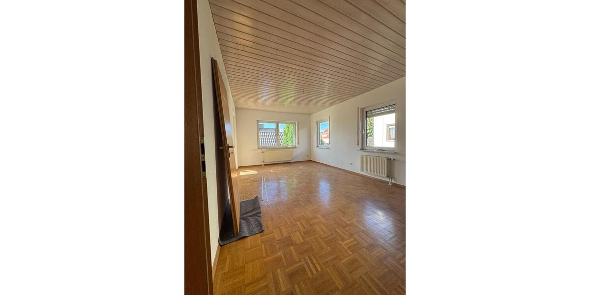 Erdgeschoßwohnung Pliezhausen - 3 Zimmer, 87 m&sup2;, 348.000&euro; | Angebot:25717280