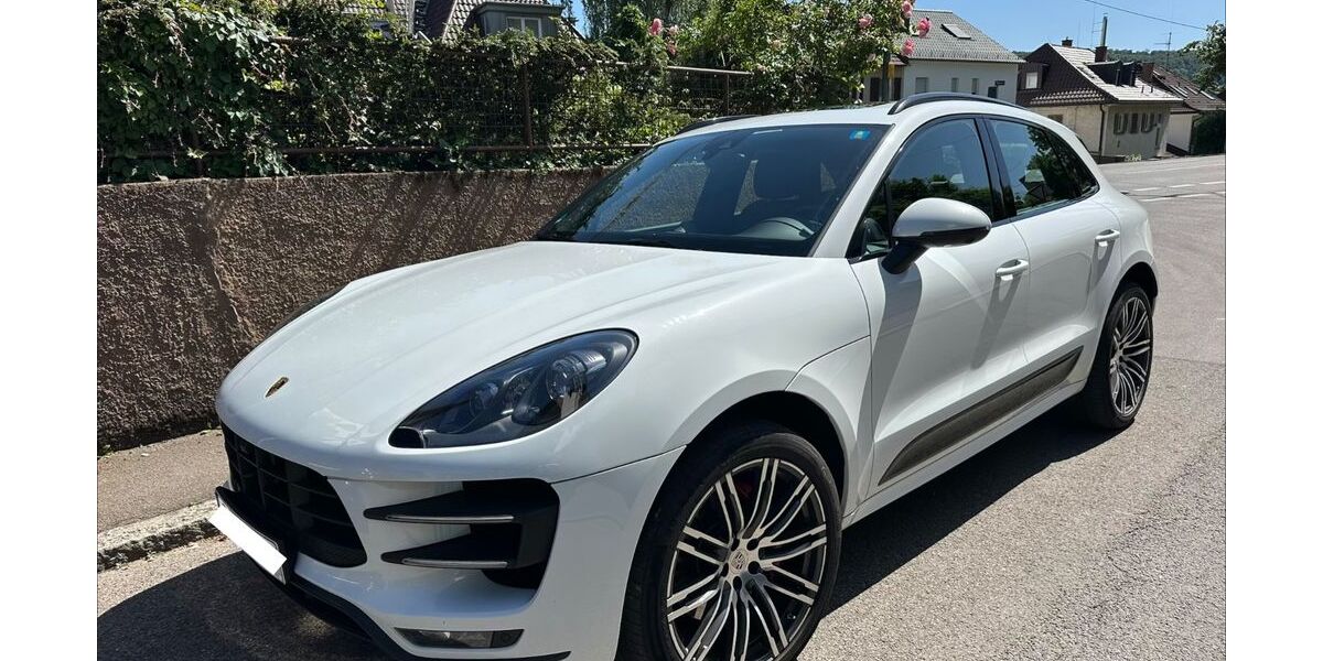 Porsche Macan 179.852 km 29.999 &euro; Stuttgart 70193