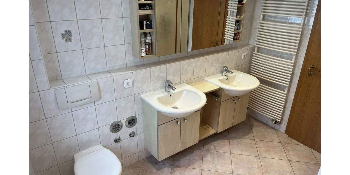 Etagenwohnung Rottenburg am Neckar Baisingen - 5 Zimmer, 170 m&sup2;, 479.000&euro; | Angebot:25864128