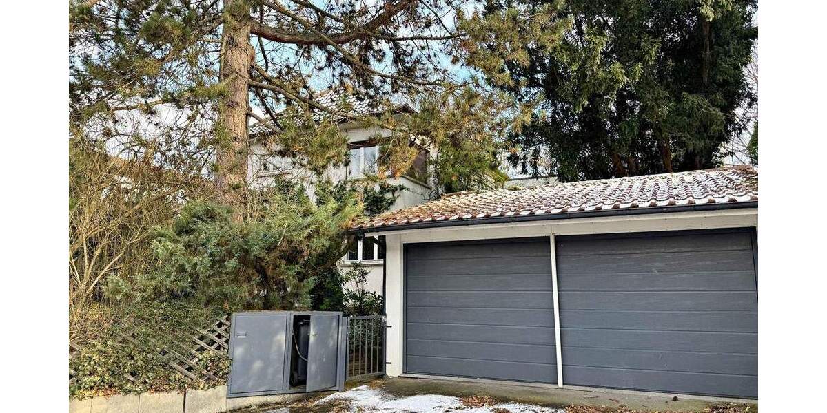 Mehrfamilienhaus, Wohnhaus Stuttgart Degerloch - 7 Zimmer, 159 m&sup2;, 549.000&euro; | Angebot:24728575