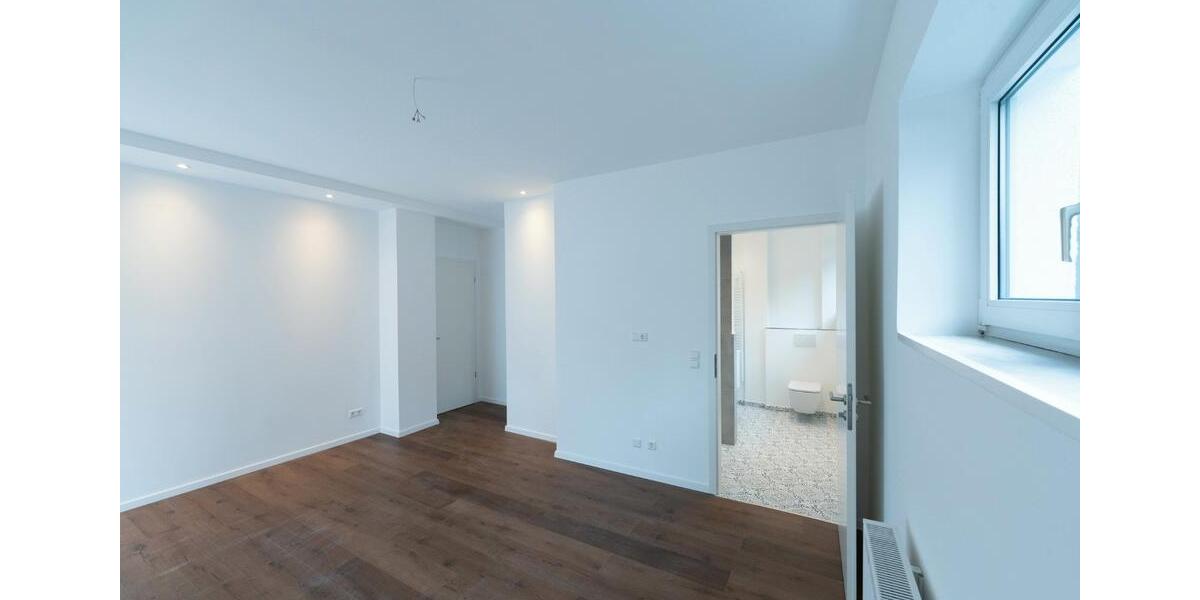Erdgeschoßwohnung Stuttgart Stuttgart-Süd - 5 Zimmer, 131 m&sup2;, 2.290&euro; | Angebot:26380275