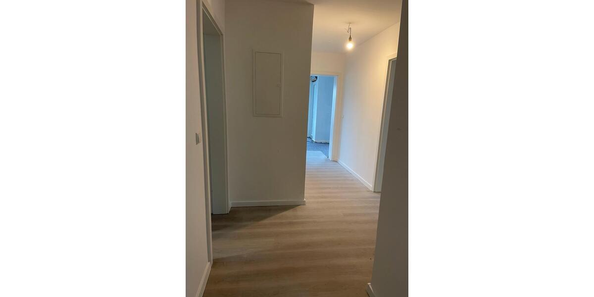 Erdgeschoßwohnung Pforzheim Eutingen - 4 Zimmer, 87 m&sup2;, 1.230&euro; | Angebot:24658904