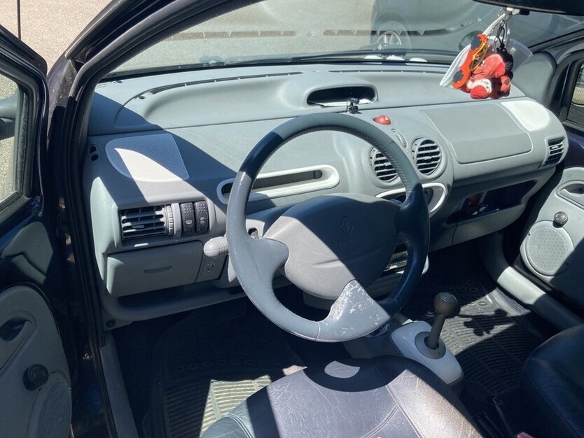 Renault Twingo 148.000 km 1.800 € Ditzingen 71254