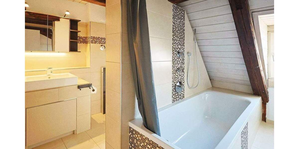 Etagenwohnung Renningen Malmsheim - 4 Zimmer, 98 m&sup2;, 1.000&euro; | Angebot:25897765